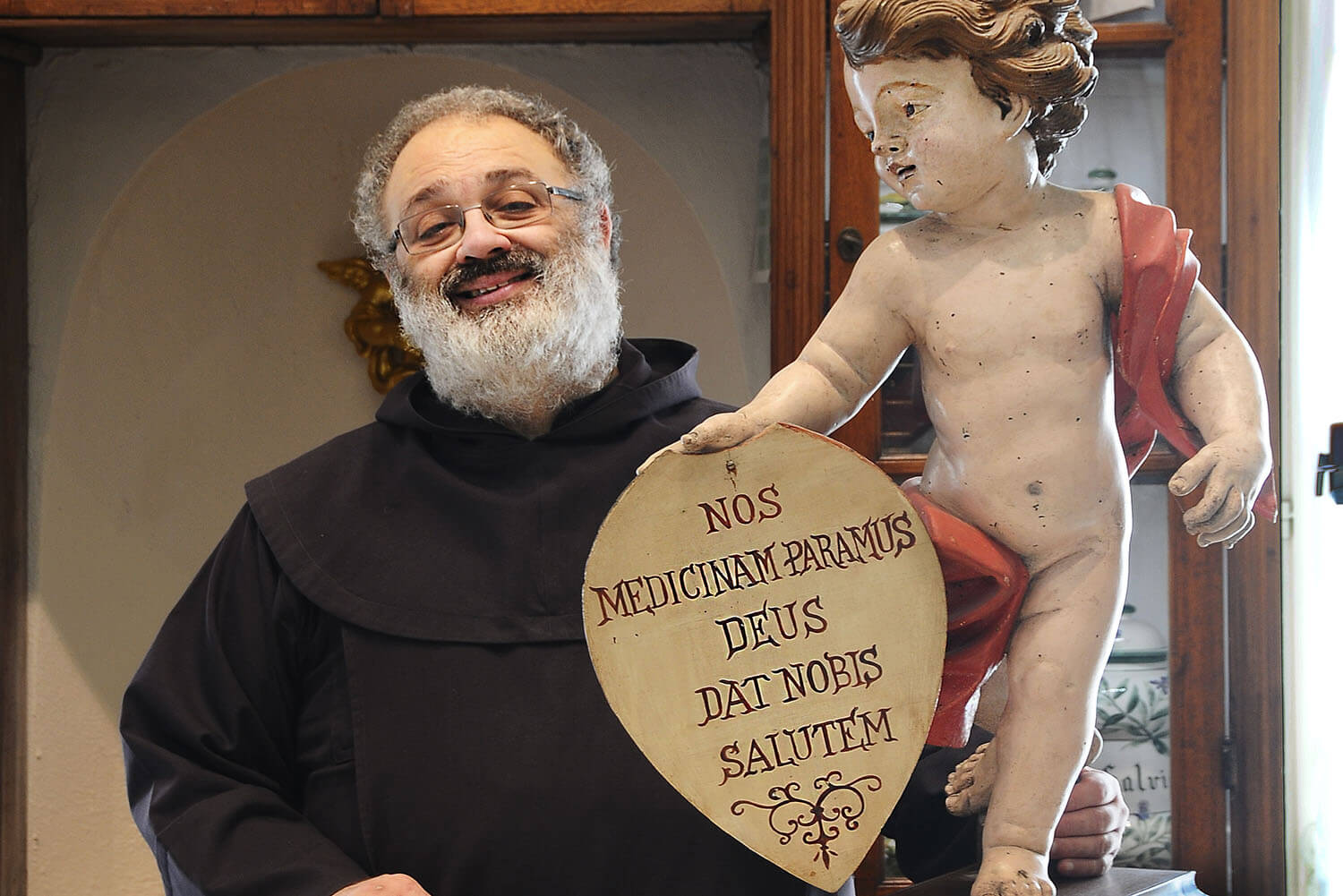 Farmacia Sant'Anna Genova_Frate-Ezio-putto